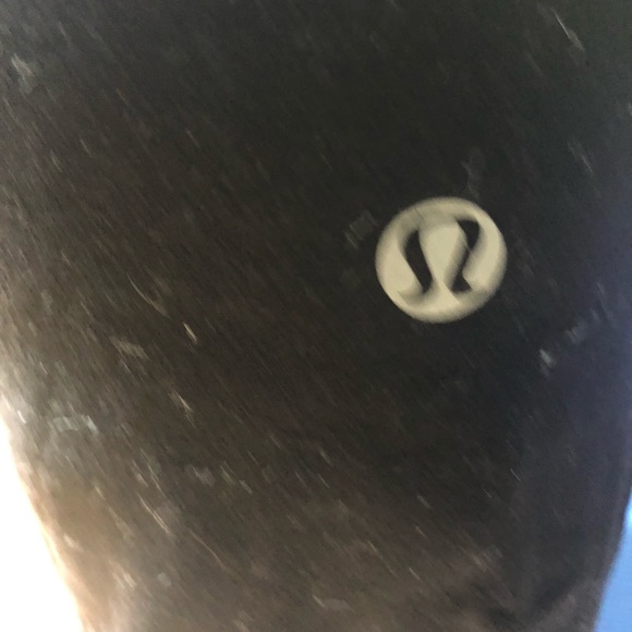 Lulu lemon leggings - Picture 3 of 3